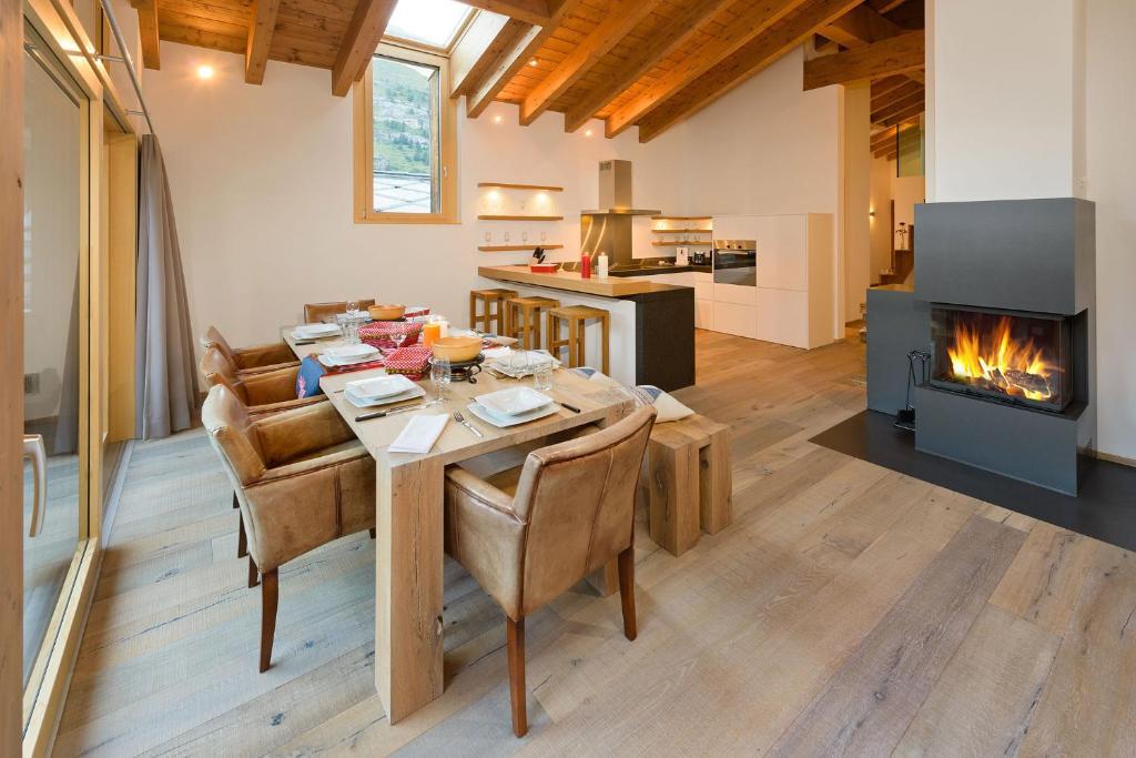 ツェルマットカーサ デッラ ヴィータアパートメント 部屋 写真